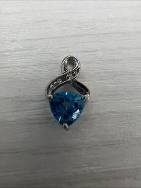 10K GOLD Blue Trillion-Cut Pendant